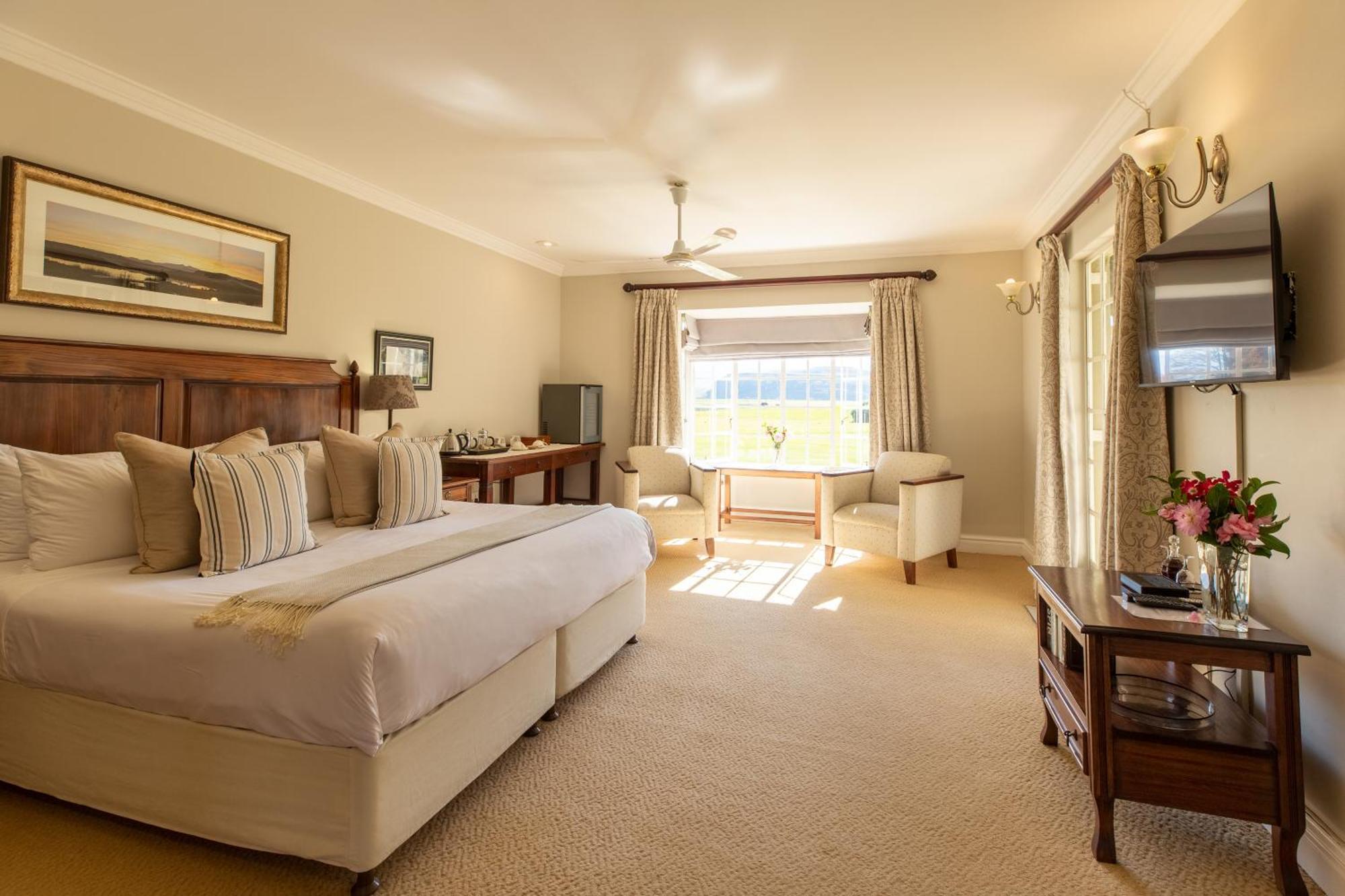Moorcroft Manor Boutique Country Hotel Хаймвил Екстериор снимка
