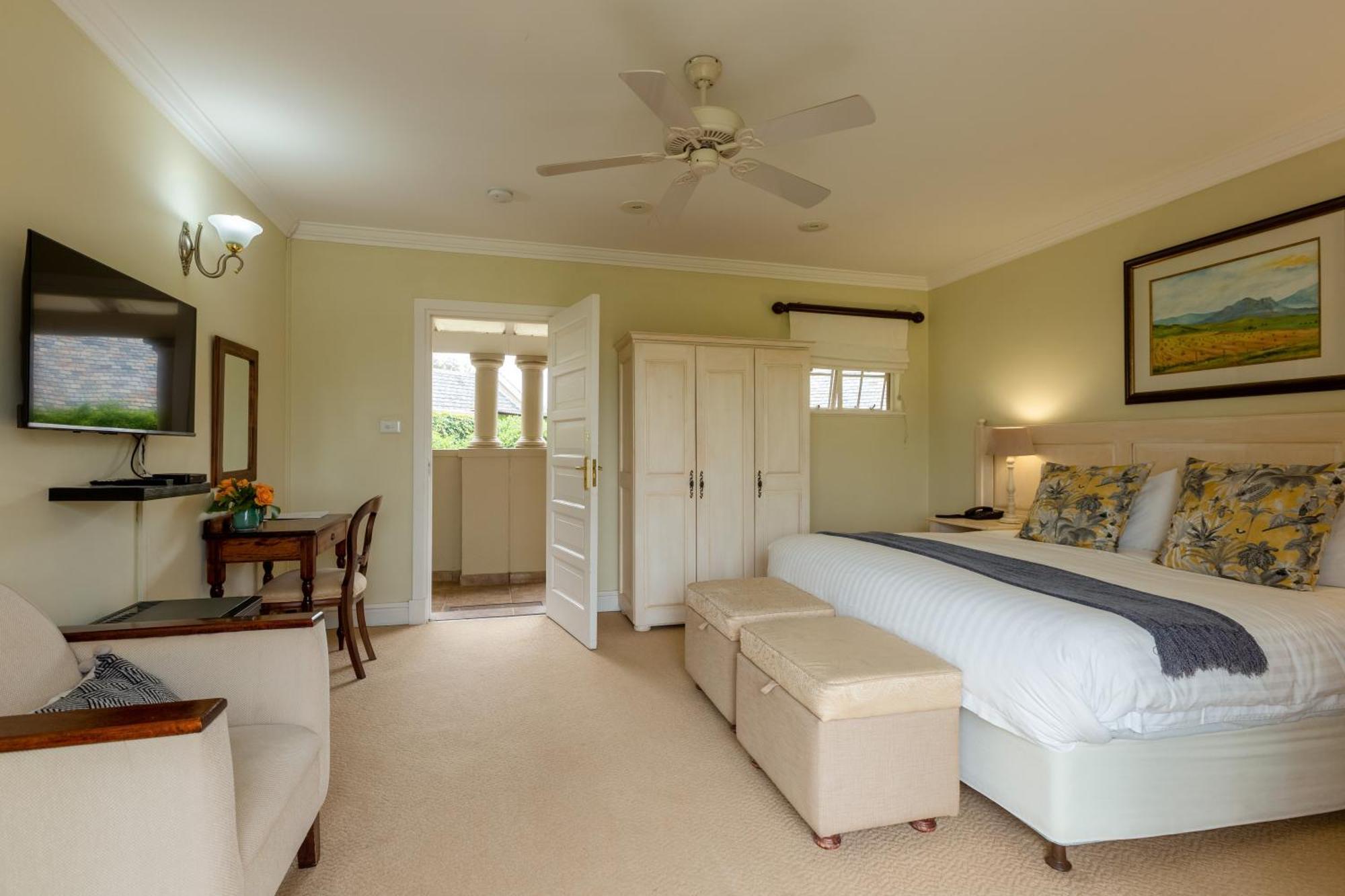 Moorcroft Manor Boutique Country Hotel Хаймвил Екстериор снимка