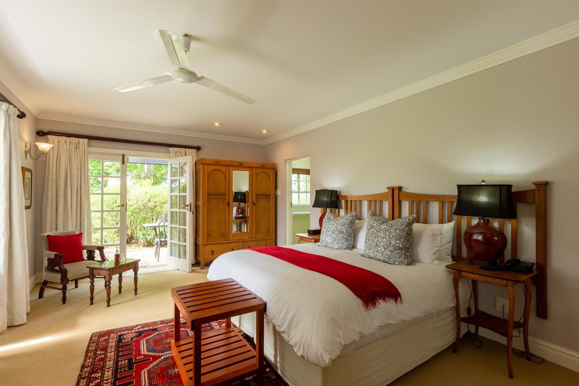 Moorcroft Manor Boutique Country Hotel Хаймвил Екстериор снимка