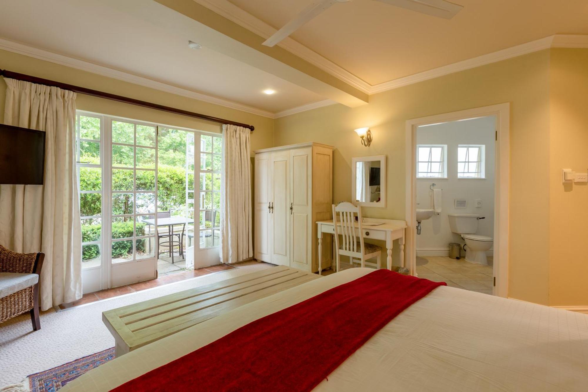 Moorcroft Manor Boutique Country Hotel Хаймвил Екстериор снимка